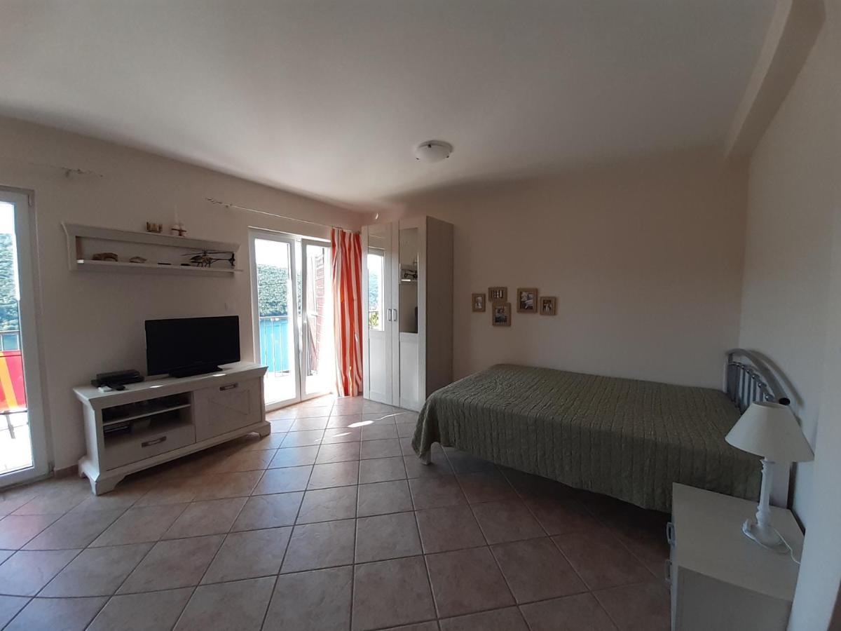 Suntime Apartment Тиват Екстер'єр фото